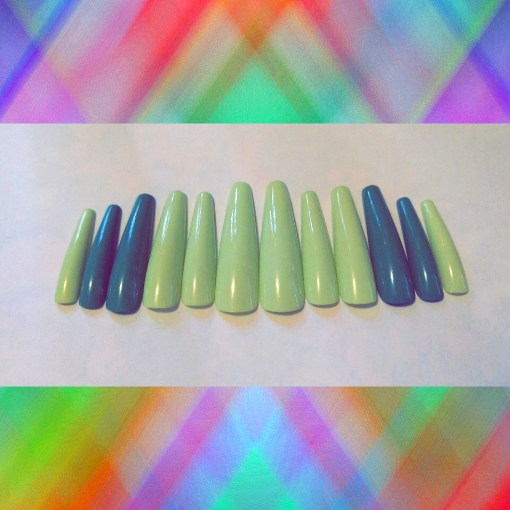 XL Coffin press on nails Green 💚